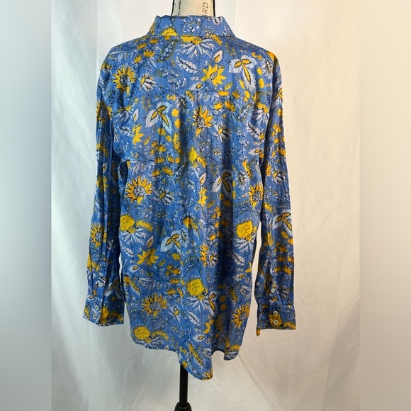 Talbots Blue and Yellow Floral Button Down Shirt 💛💙💛 - Picture 7 of 10